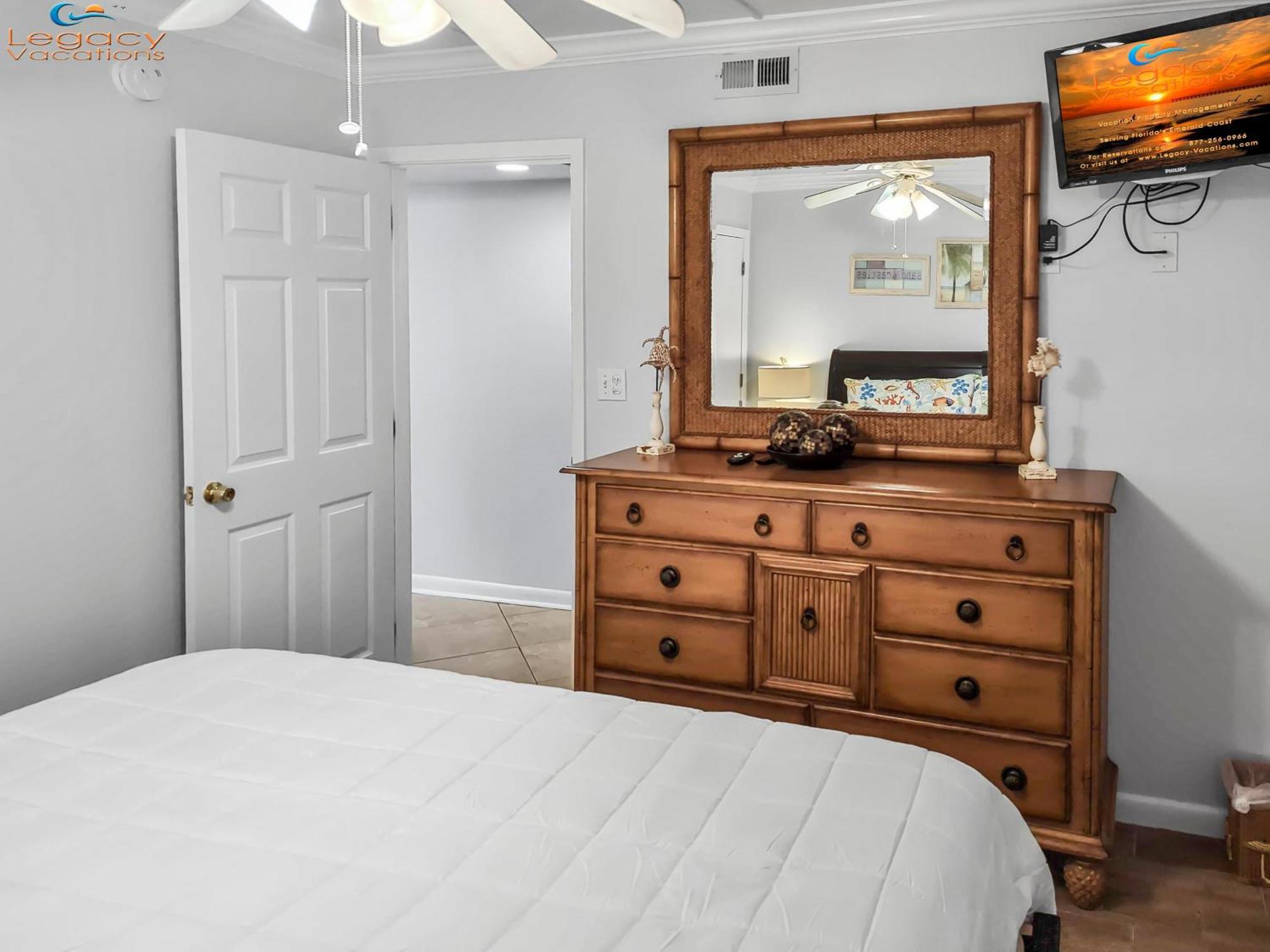 Is9-Cozy Upstairs Beachfront Condo - King Beds Fort Walton Beach Exterior photo